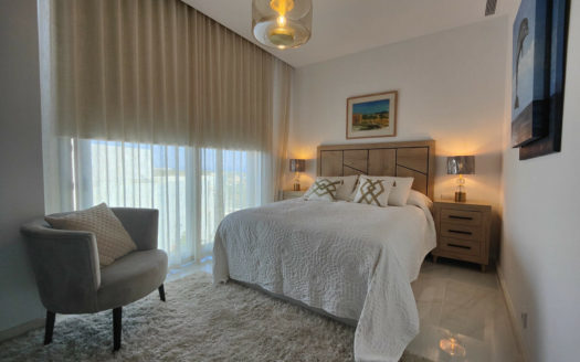 Villa de 5 dormitorios en Calahonda