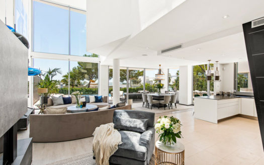 Villa de 3 dormitorios en Milla de Oro