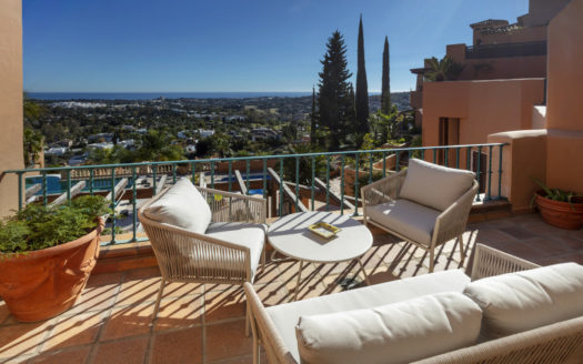 Ático de 3 dormitorios en Nueva Andalucia