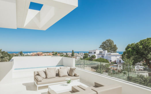 Villa de 4 dormitorios en Nueva Andalucia
