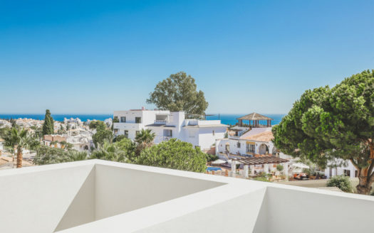 Villa de 4 dormitorios en Nueva Andalucia