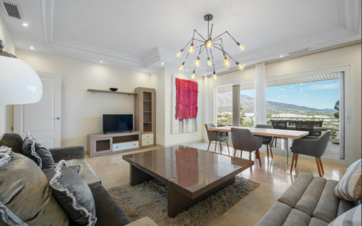 Apartamento de 2 dormitorios en Nueva Andalucia