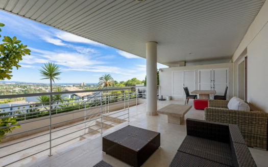Apartamento de 2 dormitorios en Nueva Andalucia
