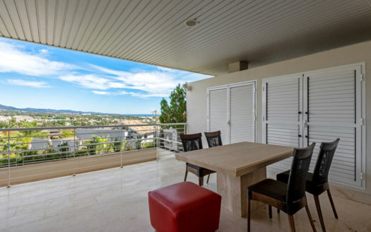 Apartamento de 2 dormitorios en Nueva Andalucia