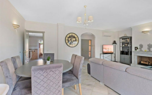 Villa de 4 dormitorios en Riviera del Sol
