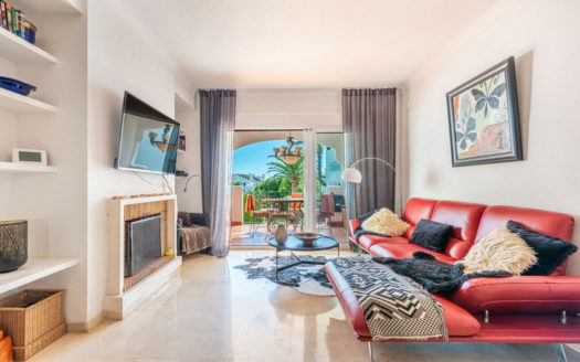 Apartamento de 2 dormitorios en Nueva Andalucia