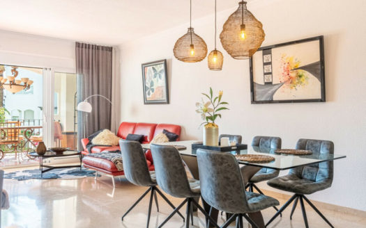 Apartamento de 2 dormitorios en Nueva Andalucia