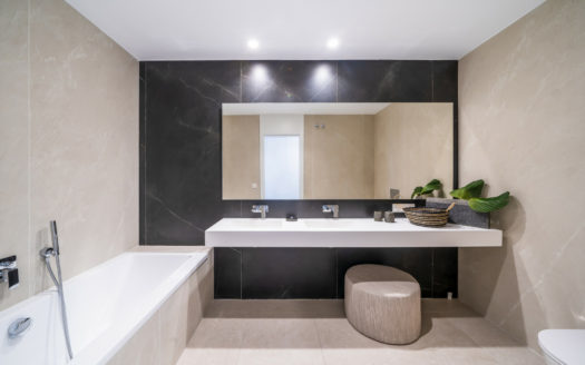 Apartamento de 2 dormitorios en  Benahavis