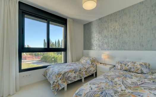 Apartamento de 2 dormitorios en  Benahavis