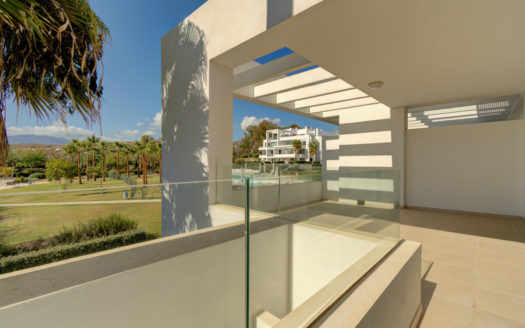 Apartamento de 2 dormitorios en  Benahavis