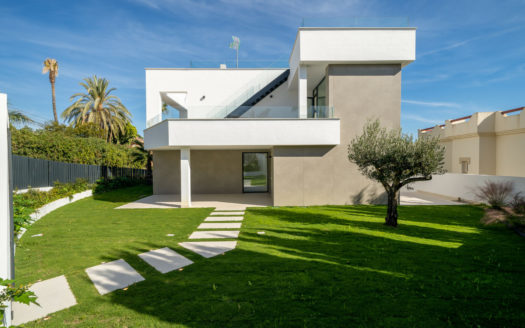 Villa de 4 dormitorios en El Saladillo