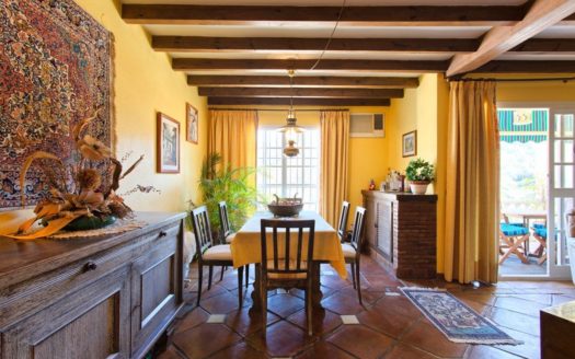 3 bedrooms Townhouse in Benahavis Pueblo