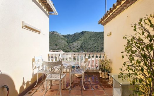 3 bedrooms Townhouse in Benahavis Pueblo