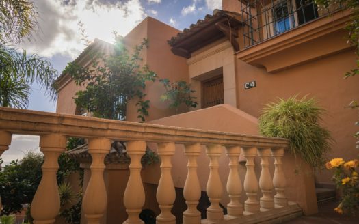 Ático de 2 dormitorios en Les Belvederes