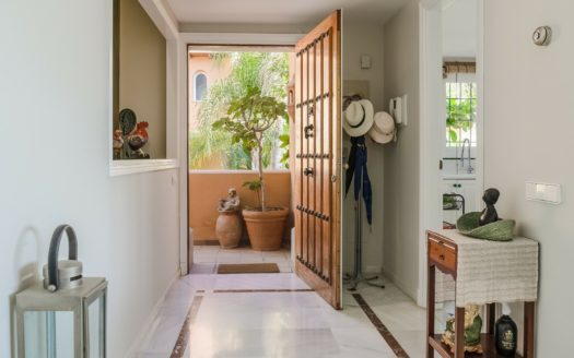 Ático de 2 dormitorios en Les Belvederes