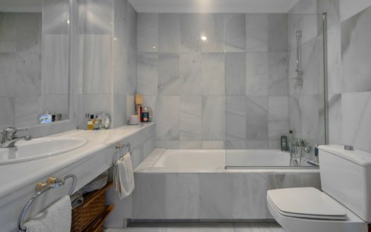 Ático de 2 dormitorios en Les Belvederes