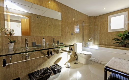 3 bedrooms Penthouse in Cortijo del Mar