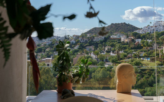 Ático de 3 dormitorios en  Benahavis