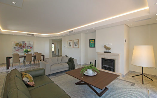 4 bedrooms Penthouse in Milla de Oro